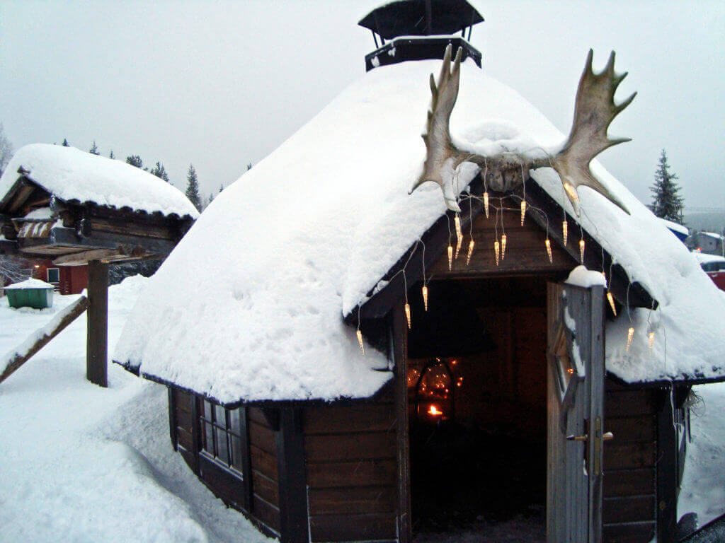 hundeschlittentour-finnisch-lappland-Unterkunft-buchen-reise-planen-aktiv-unterwegs