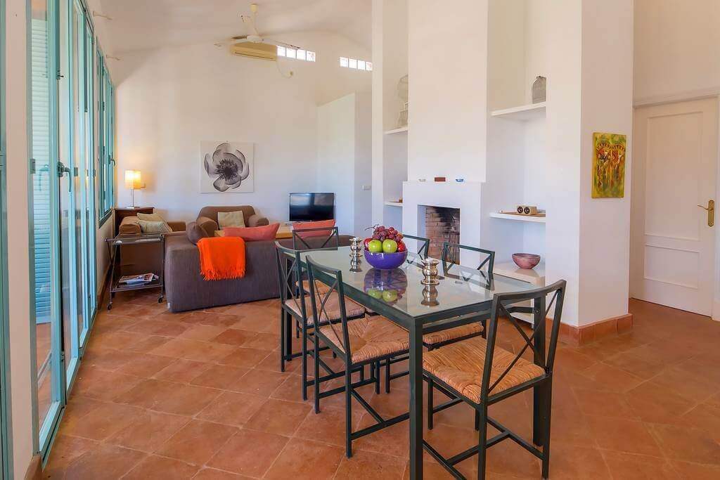 ferienhaus-fuer-familien-andalusien-buchen-reisespezialist-spanien