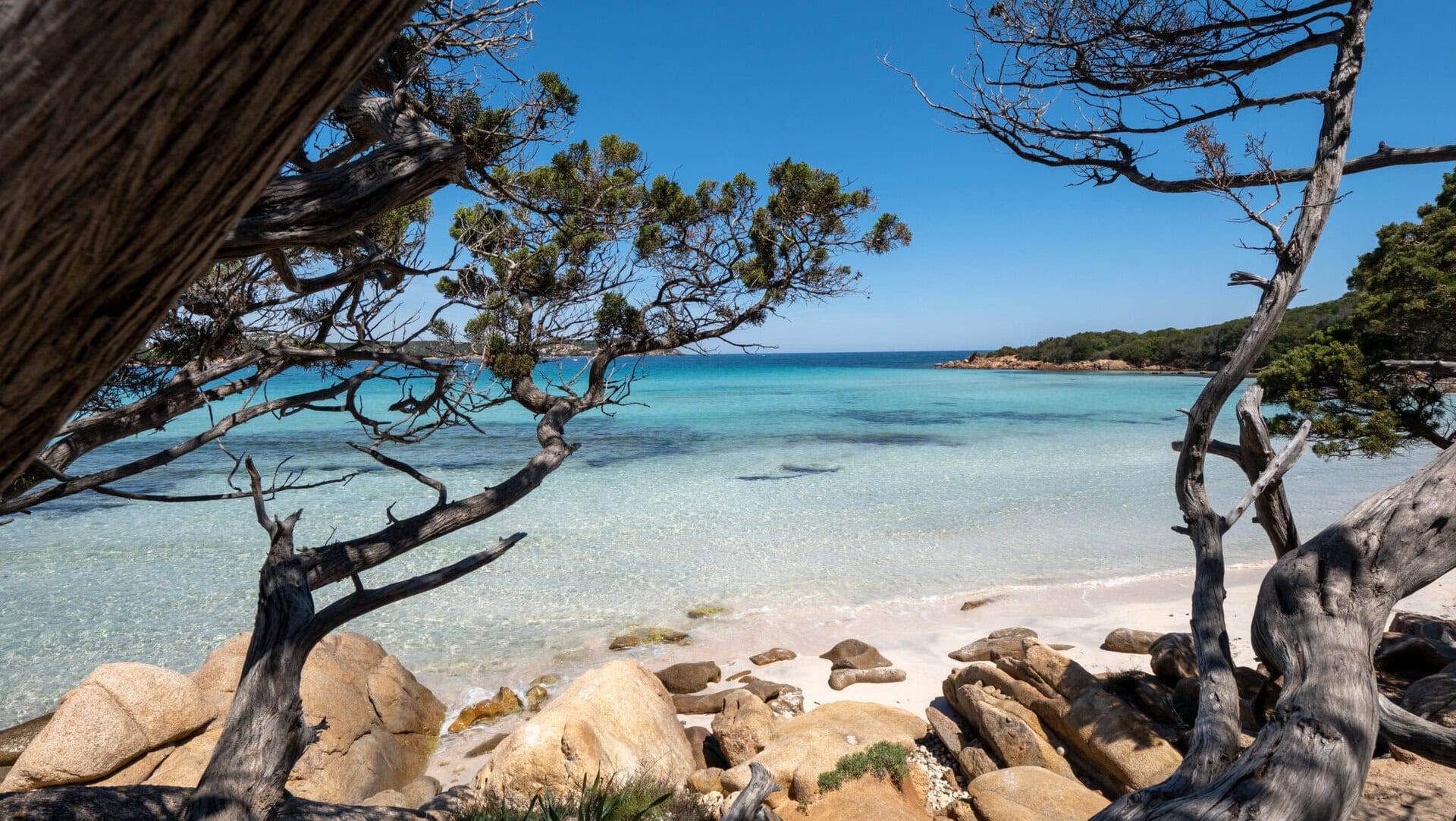 luxus-porto-cervo-explora-journeys-cruises-italien-frankreich-urlaub-reisen-luxus-kreuzfahrt-sardinien