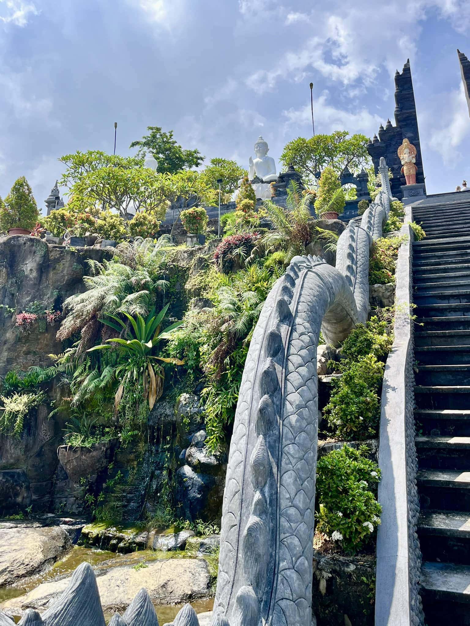 bali-indonesien-urlaub-norden-nordwesten-insel-sonne-strand-meer-drachentreppe-reiseblog