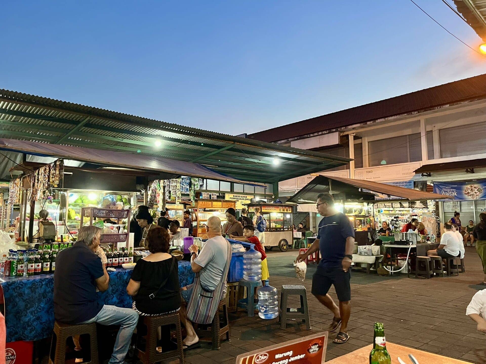 bali-indonesien-urlaub-sueden-suedosten-insel-sonne-strand-meer-sanur-nusa-penida-einheimische-reiseblog