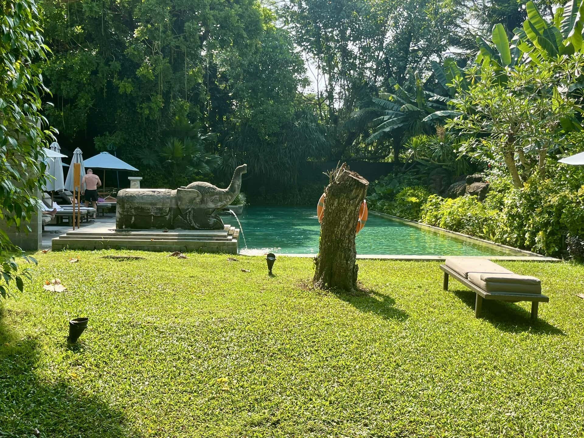 bali-indonesien-urlaub-sueden-suedosten-insel-sonne-strand-meer-sanur-nusa-penida-elefantenpool-reiseblog