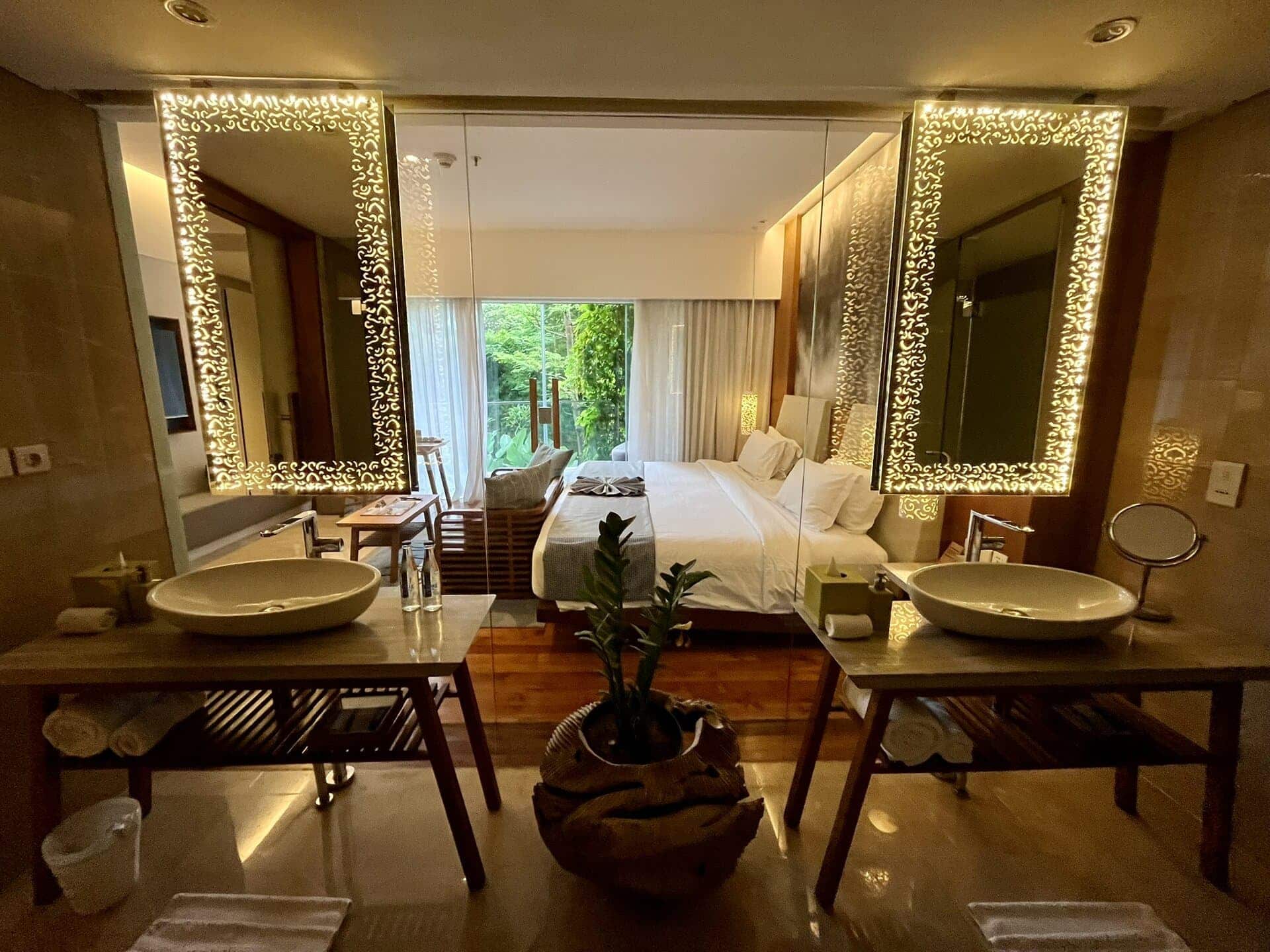 bali-indonesien-urlaub-sueden-suedosten-insel-sonne-strand-meer-sanur-nusa-penida-hotelzimmer-3-reiseblog