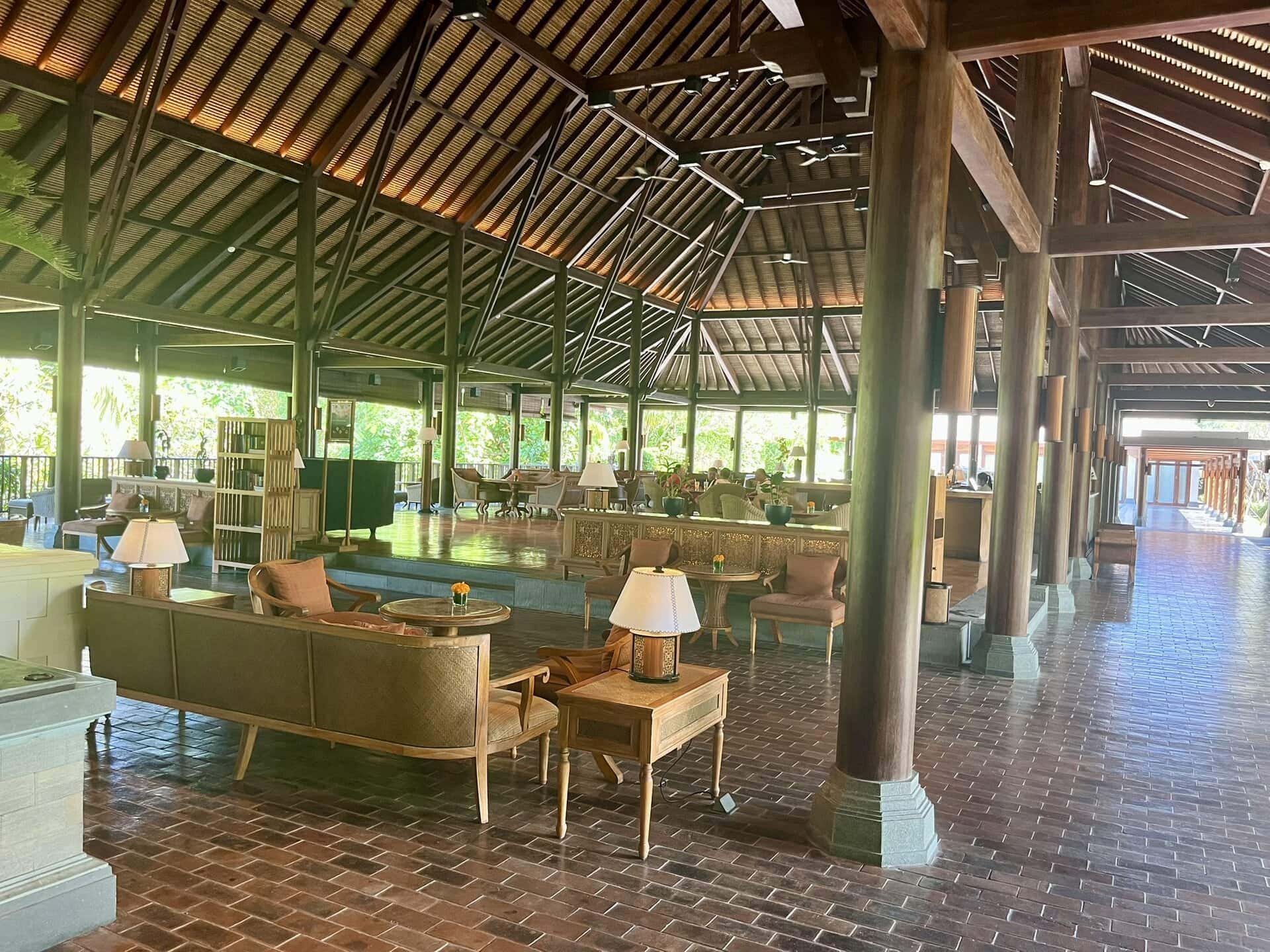 bali-indonesien-urlaub-sueden-suedosten-insel-sonne-strand-meer-sanur-nusa-penida-restaurant-reiseblog