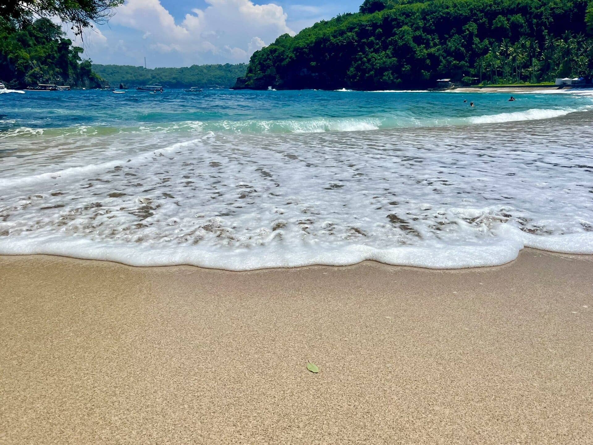 bali-indonesien-urlaub-sueden-suedosten-insel-sonne-strand-meer-sanur-nusa-penida-welle-reiseblog