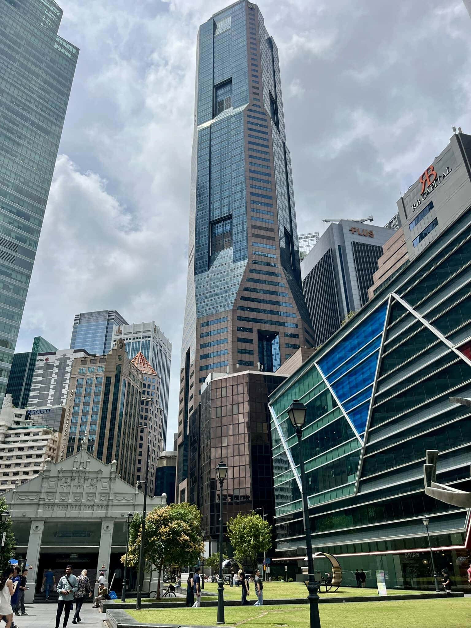 städtereise-singapur-reiseblog-indonesien-urlaub-architektur-hochhaus-reise