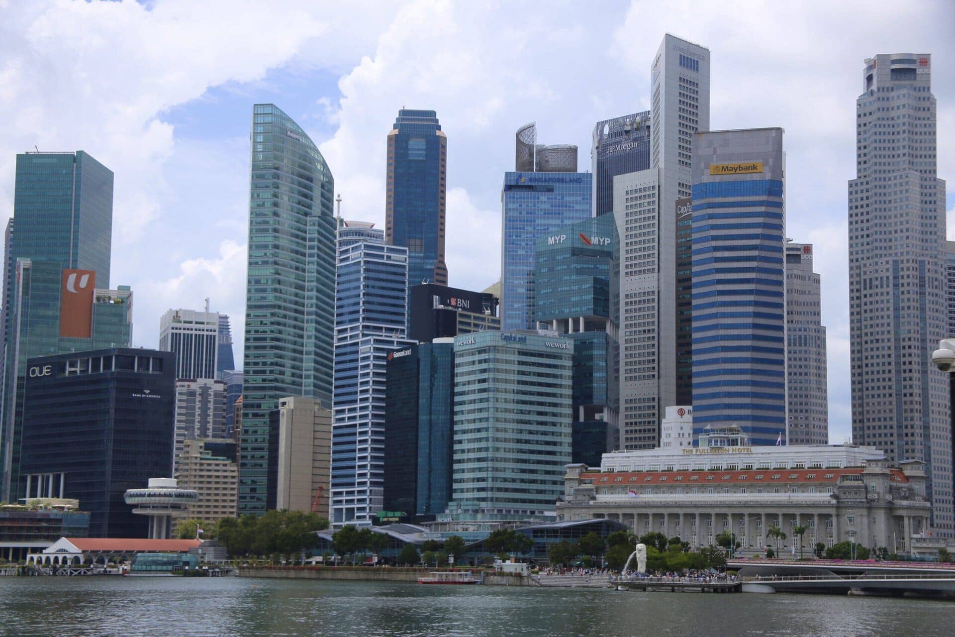 städtereise-singapur-reiseblog-indonesien-urlaub-architektur-modern-skyline-skyscraper-city-reise